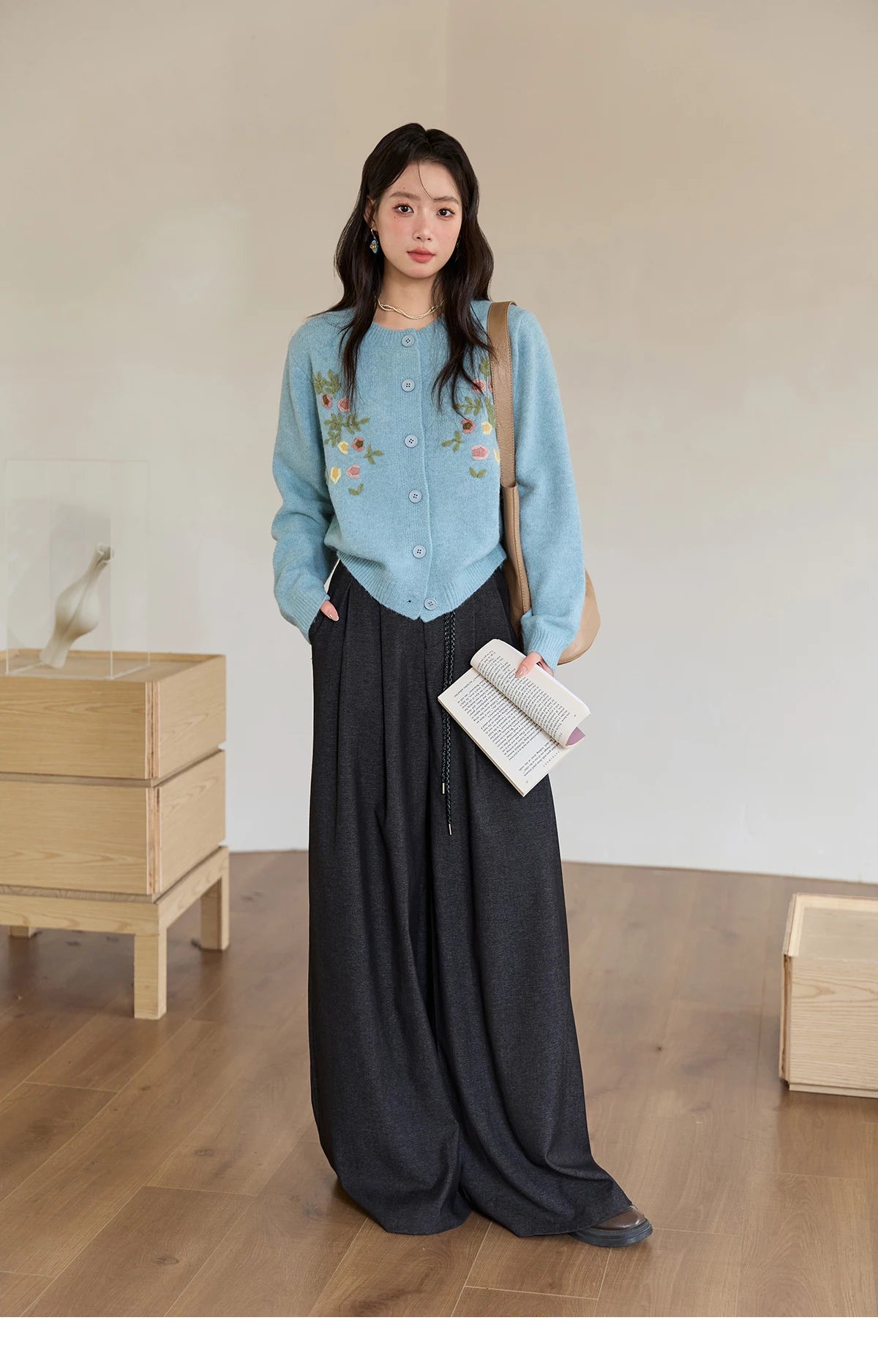 MISHOW Blue Floral Embroidered Cardigan for Women 2025 Autumn Winter New Loose Crew Neck Long Sleeves Sweater Wool MXE51Z2695