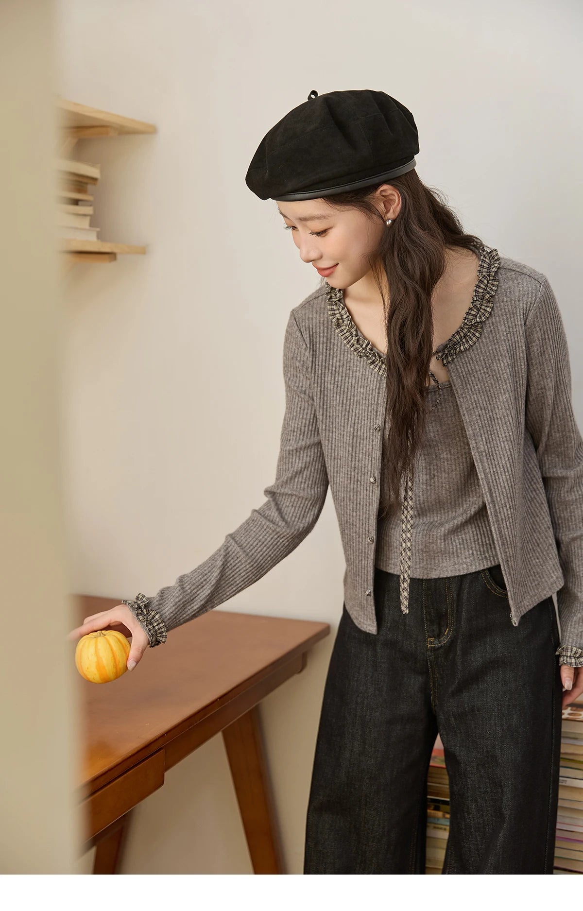 MISHOW Plaid Black Fungus Edge Tied Knitted Sweater for Women Autumn 2025 Pit Striped Knitted Fake Two-piece Top MXE44Z1361