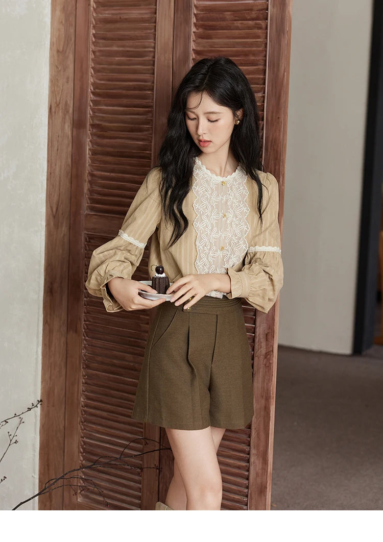 MISHOW Vintage Mesh Embroidery Blouse Women Lace Striped Lace Collar Long Sleeve Top French Lantern Sleeve Outwear  MXD47X1664