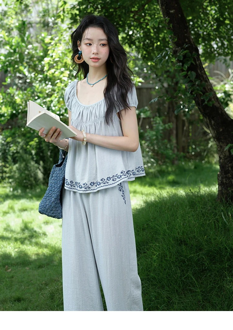 MISHOW Women's Two Piece Set 2025 Summer New Embroidery Flower Round Neck Blouse Fashion Pocket Wide Leg Pants Set MXE39T0669