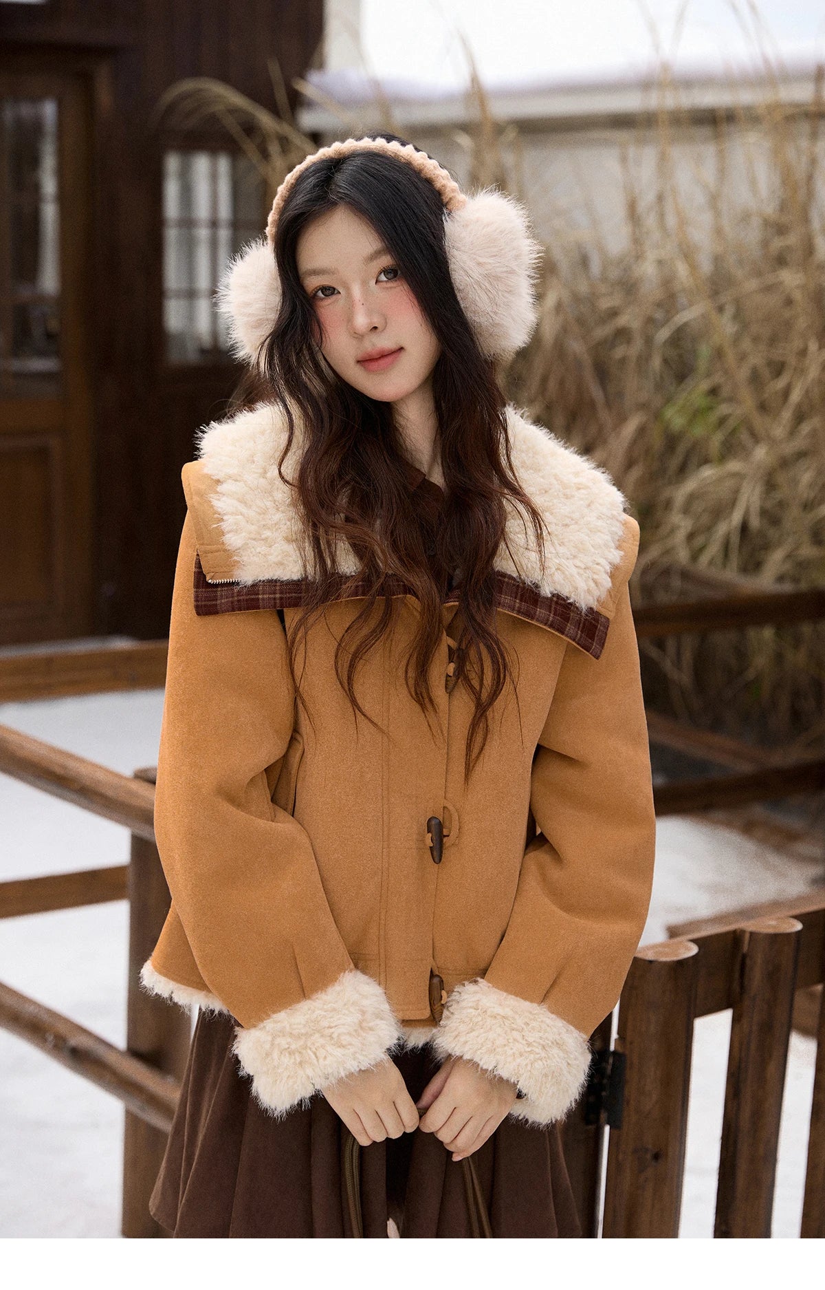 MISHOW Fur One-piece Lamb Wool Coat Winter 2025 Bull Horn Buckle Single Row Buckle Coats Wide Lapel Thickened Jacket MXE91W1002