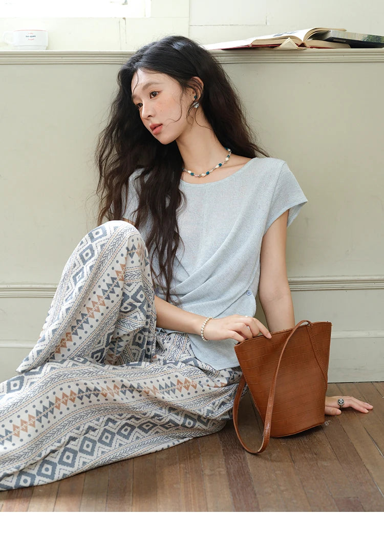 MISHOW Round Neck Knitted T-Shirt Irregular Design Button MXE39T0709