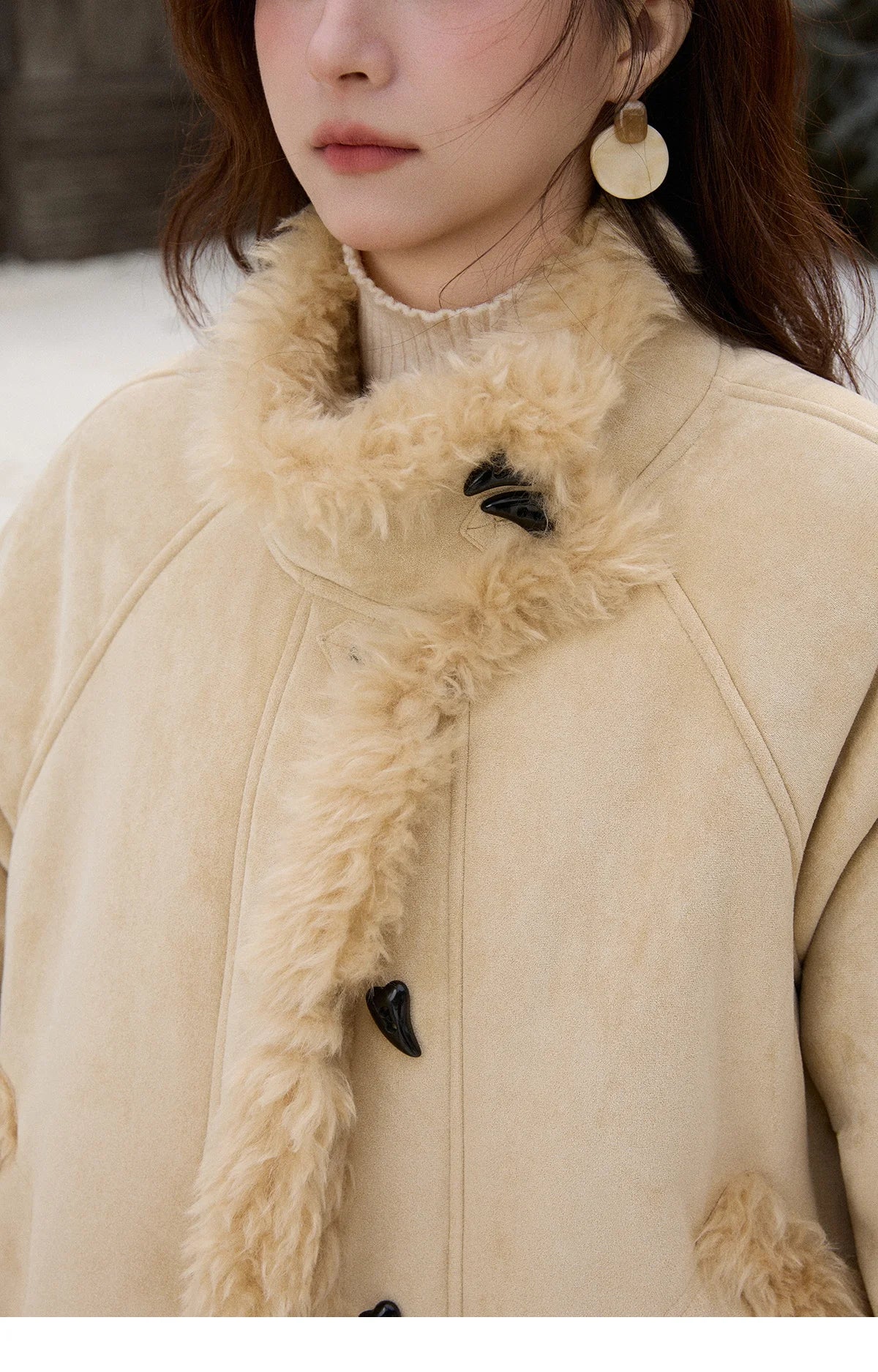 MISHOW Woman Yellow Jacket 2025 Warm Stand-up Collar Suede Coat Winter Shearling and Fur Trim Loose Thickened Coat MXE92W1017