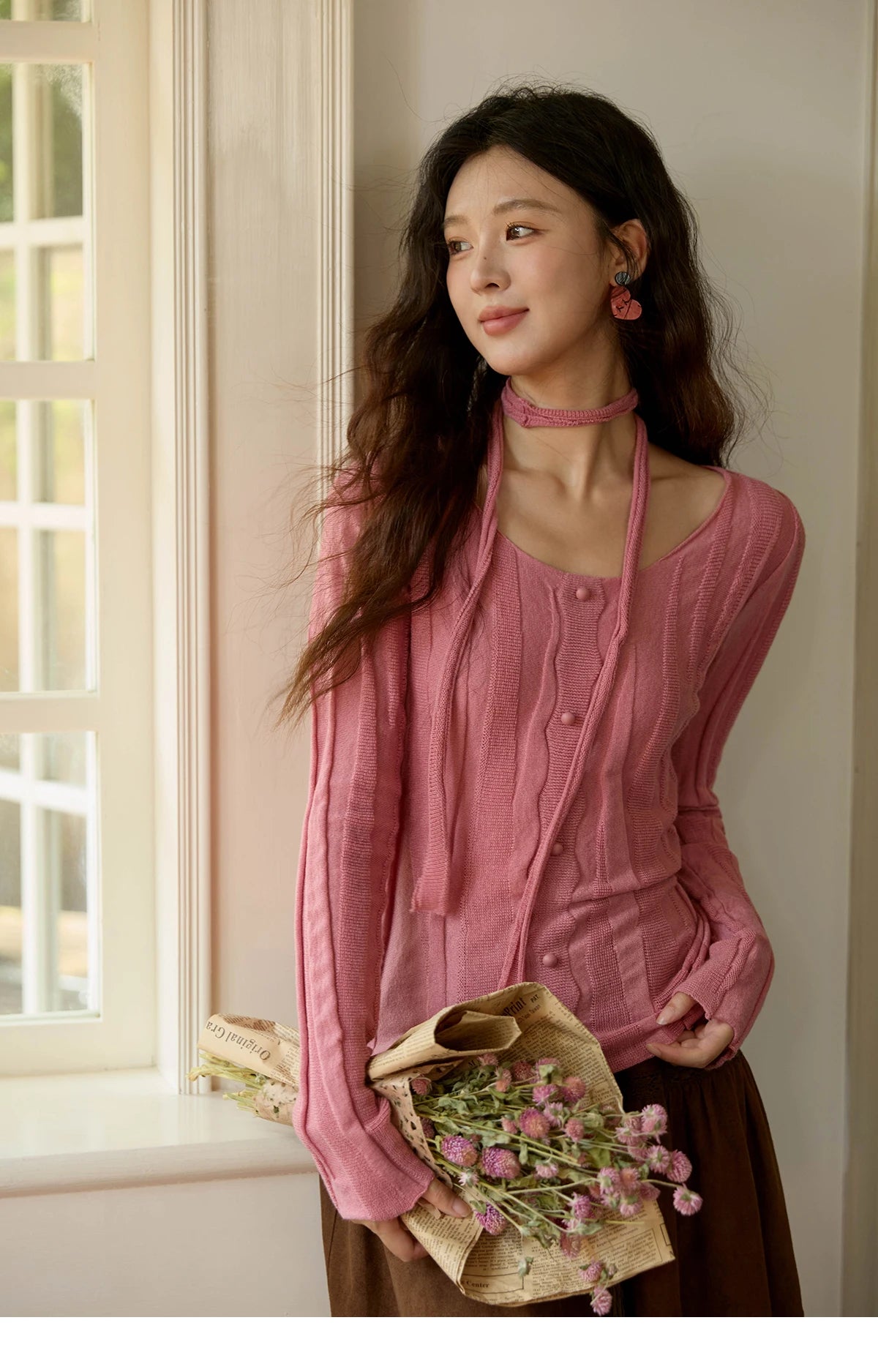 MISHOW Women's Wool Blend Knitted Top 2025 Autumn French Slim Scoop Neck with Draped Tie Soft Solid Pullover Top MXE42Z1322