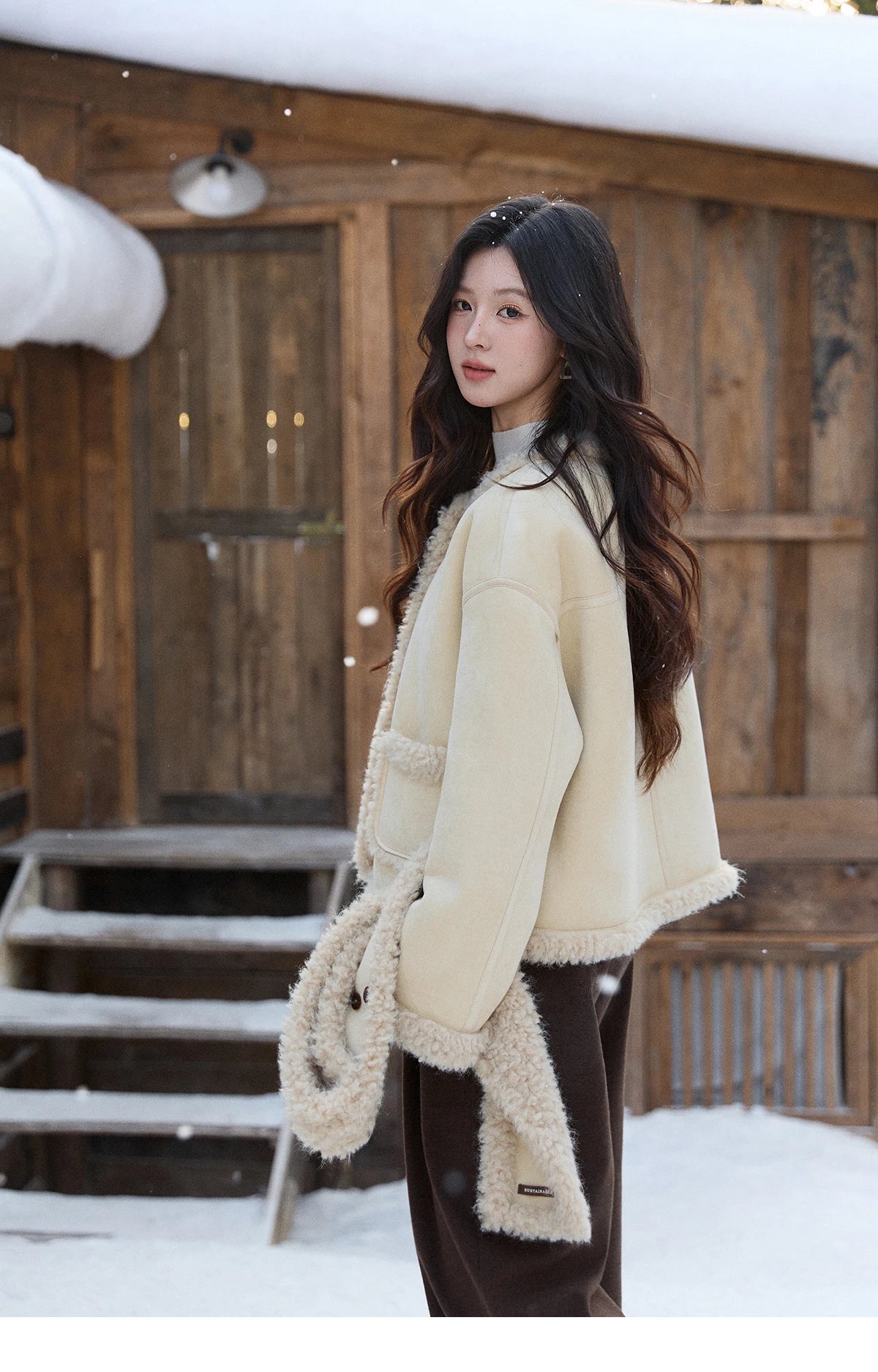 MISHOW Women's Cream Yellow Faux Suede Coat 2025 Winter Included Scarf Thickened Coats Soft Fleece Lined Outerwear MXE91W1019