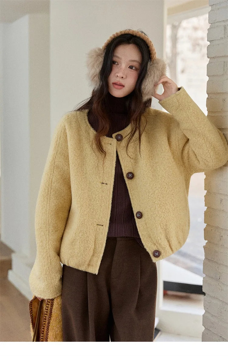 MISHOW Women's Brown Jacket 2025 Winter Retro Warm Round Neck Wool Quilted Coat Commute Short Loose Thick Coat Woman MXE87W0935