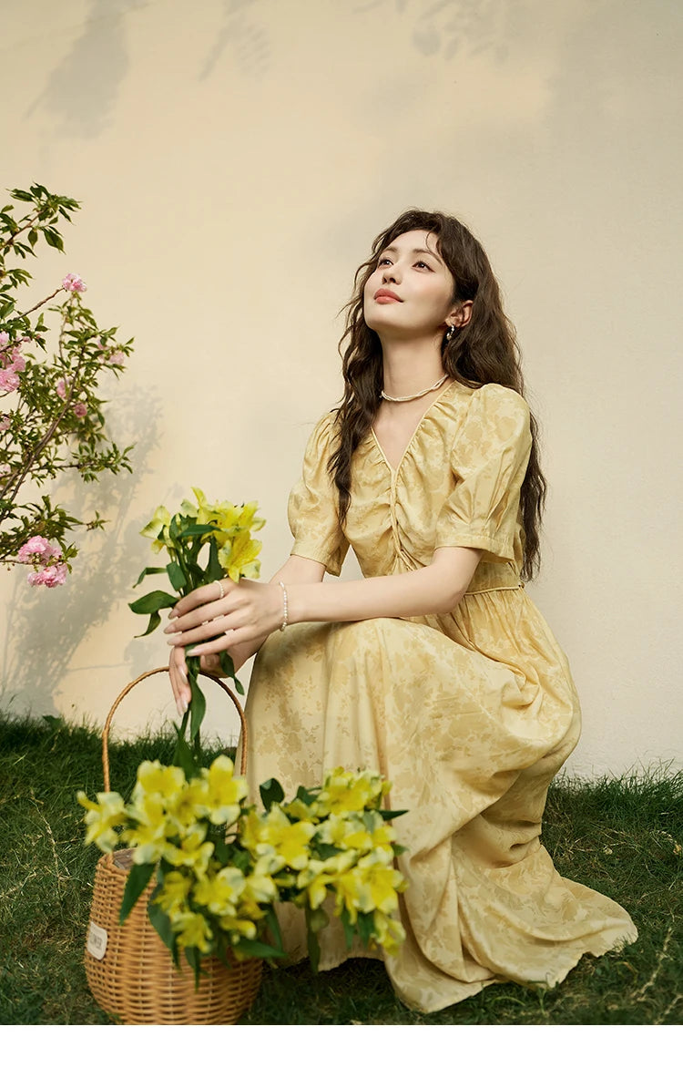 MISHOW Tea Break V-neck Dress for Women 2024 Summer French Temperament Chiffon Floral Puff Sleeve Waist Long Dresses MXD23L1878