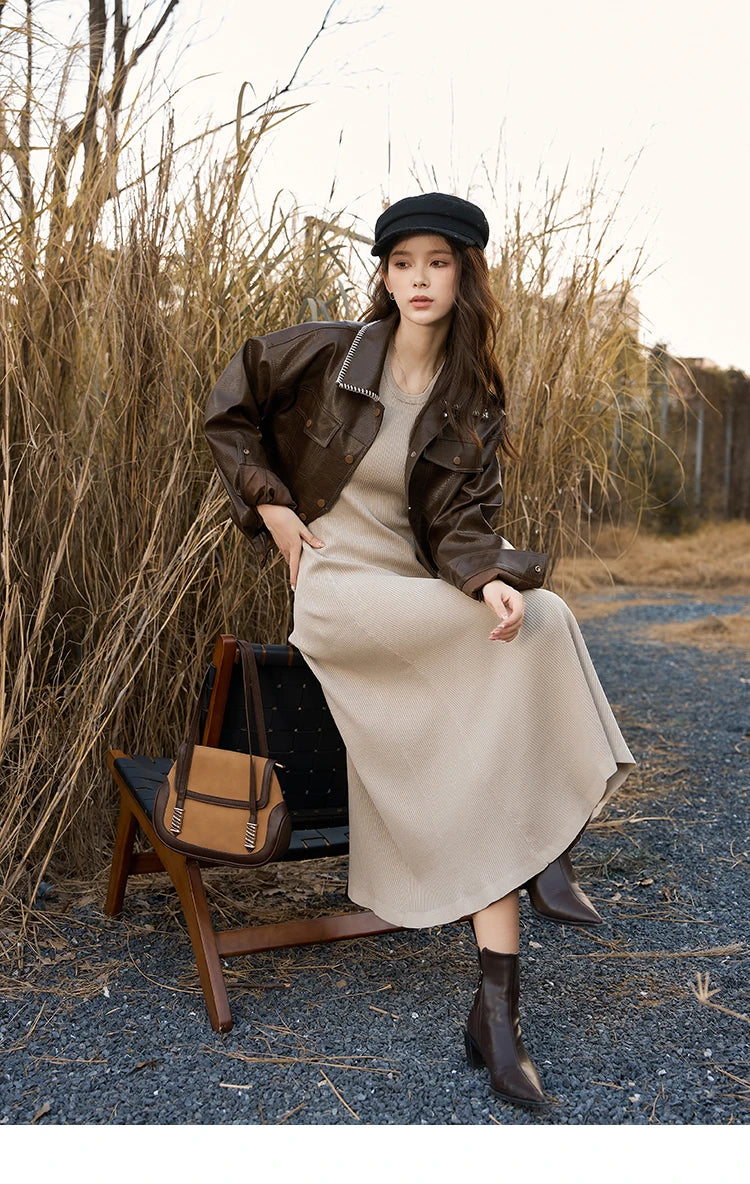 MISHOW Knitted Round Neck Sleeveless Dress for Women 2025 Autumn  French Slim Fit Waist Solid A-LINE Pullover Dresses MXC43L1590