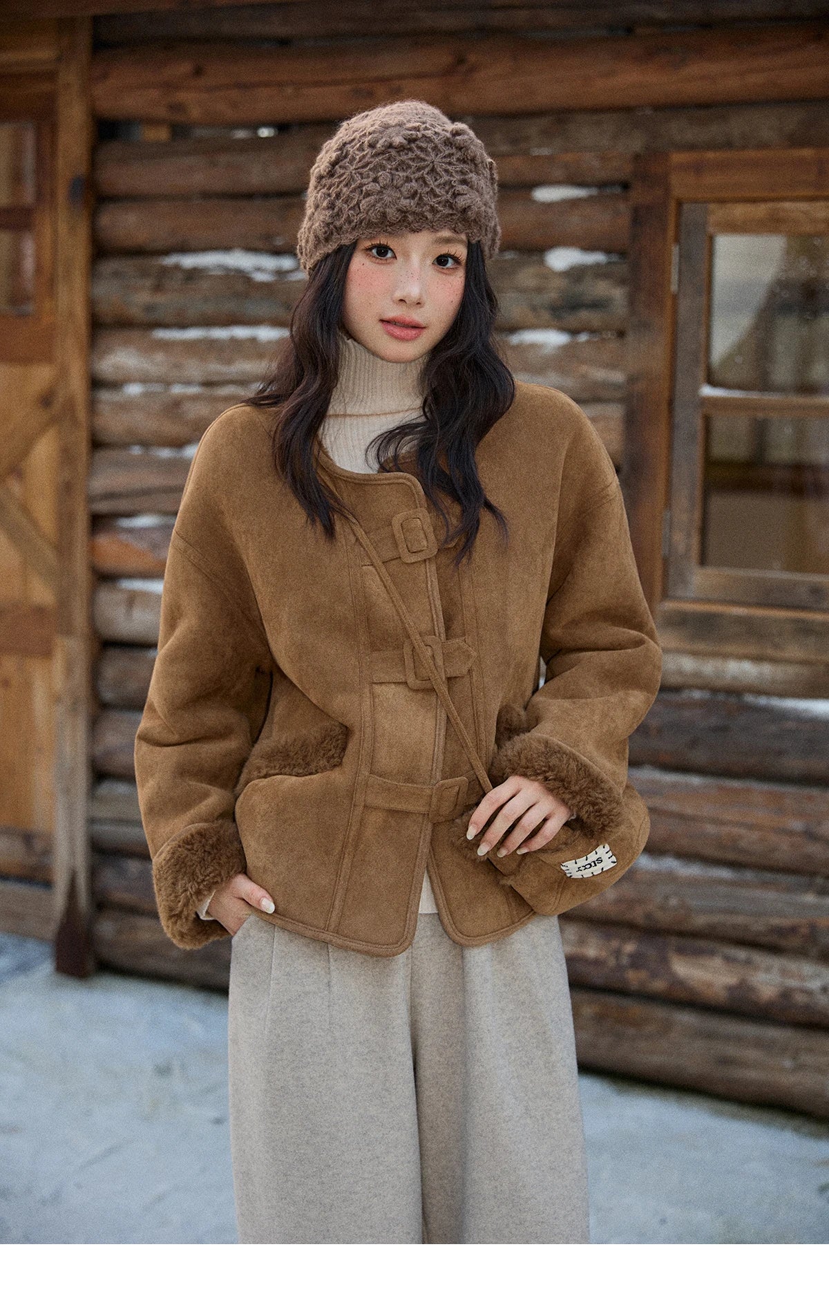 MISHOW Women's Warm Jacket 2025 Retro Luxury Brown Round Neck Long Sleeve Coat Commuting Windproof Loose Coat Woman  MXE90W0994