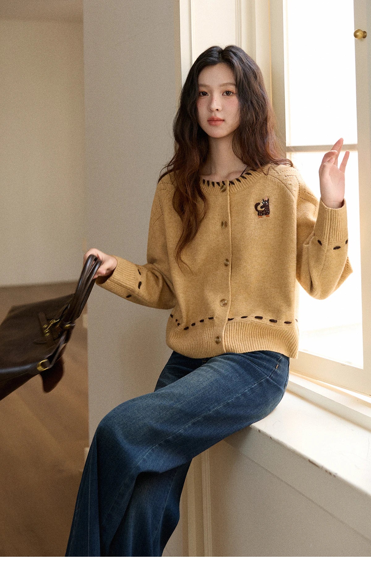 MISHOW Winter Knit Women's Cardigan 2025 New Little Fox Embroidered Sweater Retro Orange Loose Long-sleeved Tops MXE88Z2598
