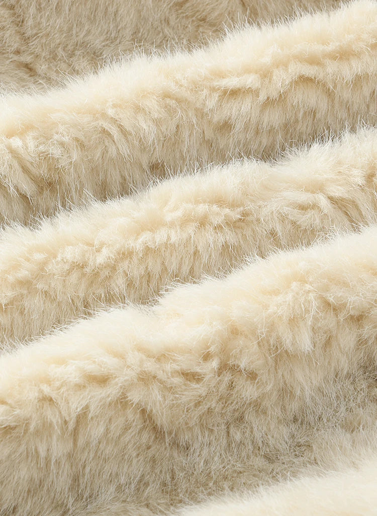 MISHOW Lamb Wool Short Jacket Women Ox Horn Button 2024 Fall Winter New Fashion Warm Loose Splicing Suede Top MXD36W0504