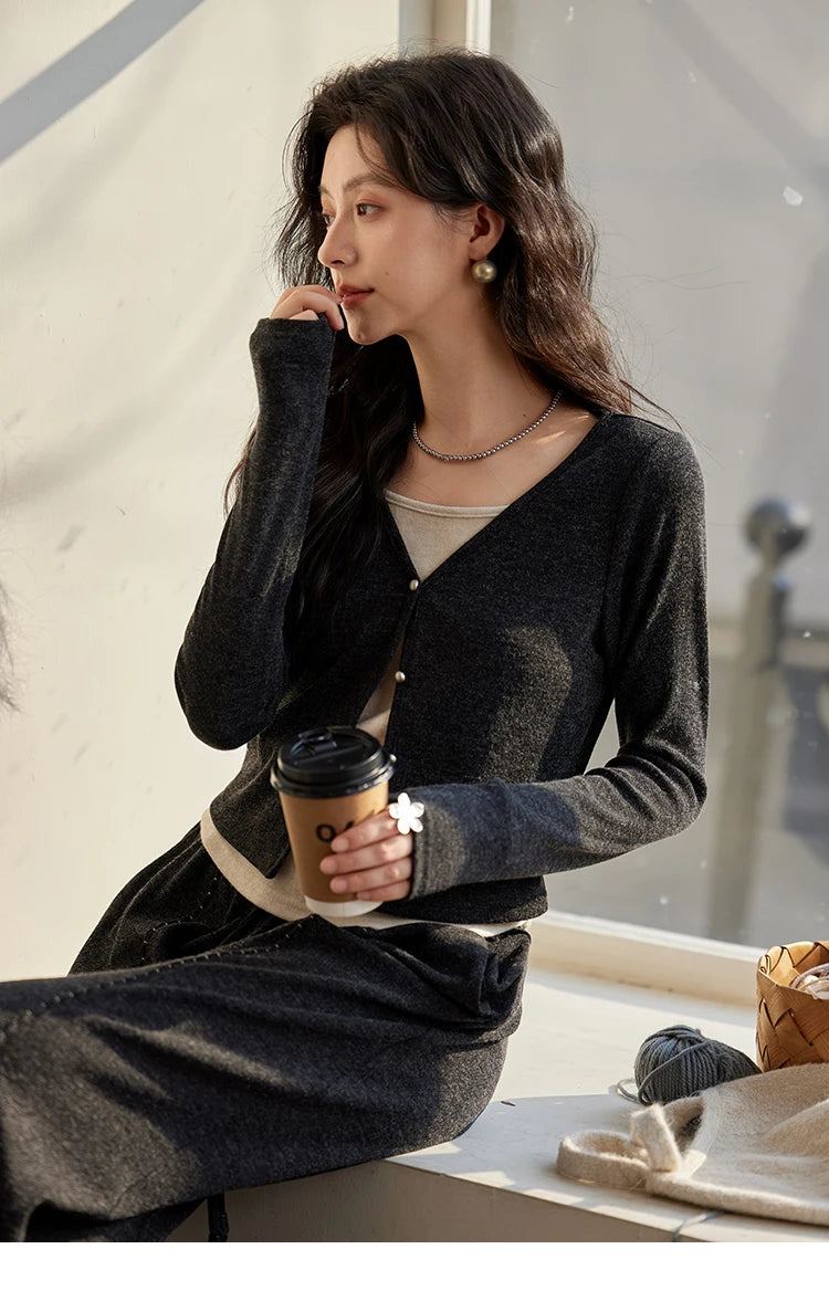 MISHOW Women Casual False Two Pieces Splicing Knit Wide-legged Pants Separately 2024 Fall Winter Elastic Waist Pants MXD35Z0877