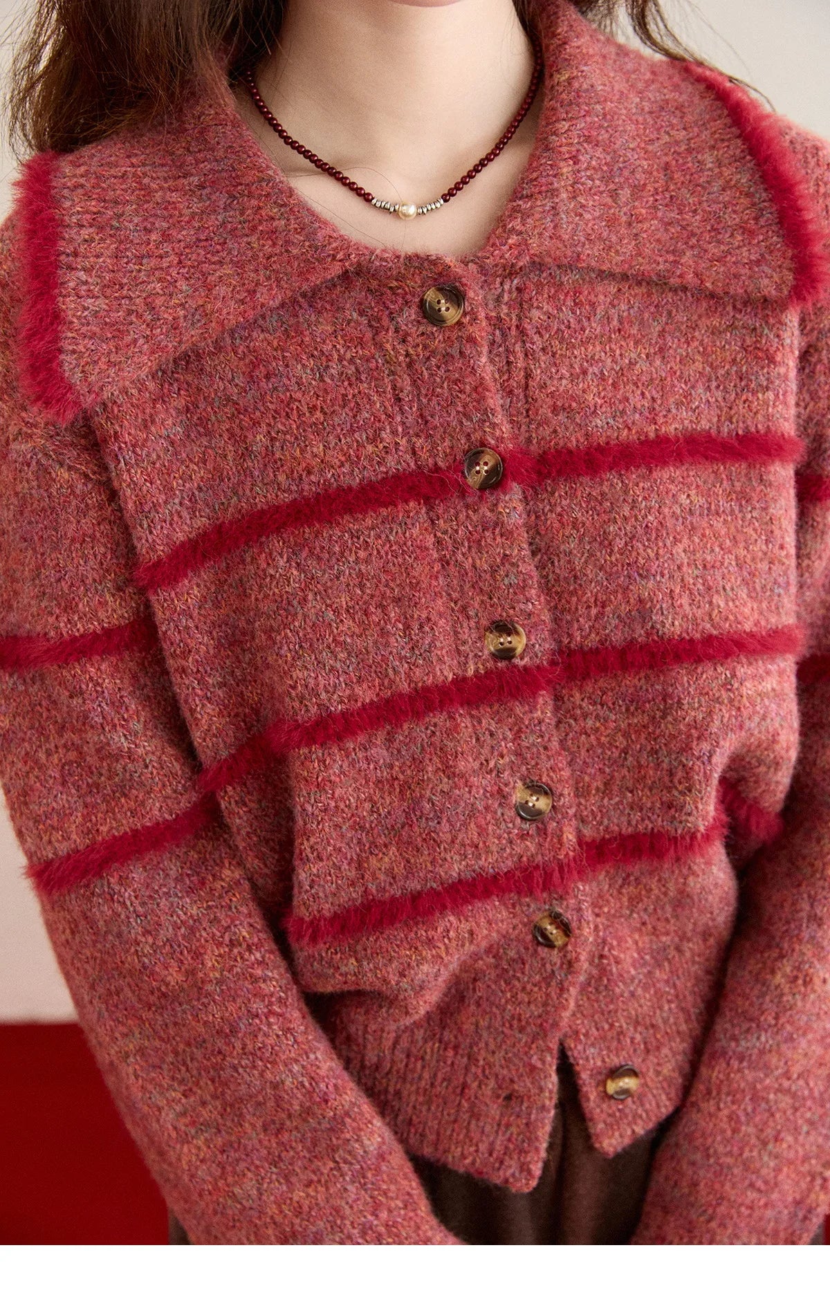 MISHOW Christmas Women's Retro Red Striped Large Lapel Knitted Cardigan 2025 Winter Color Block Fleece Patchwork Tops MXE94Z2888