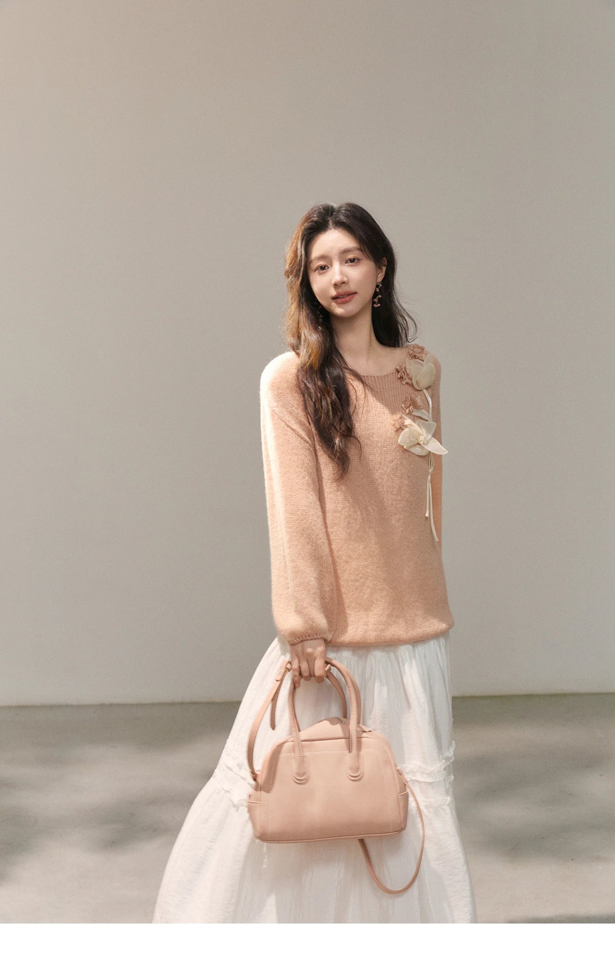 MISHOW 3D Floral Applique Crew Neck Knit Thin Sweater 2026 Spring Loose Casual Elegant Top Soft Pinkish Beige Sweater MXE47Z2649