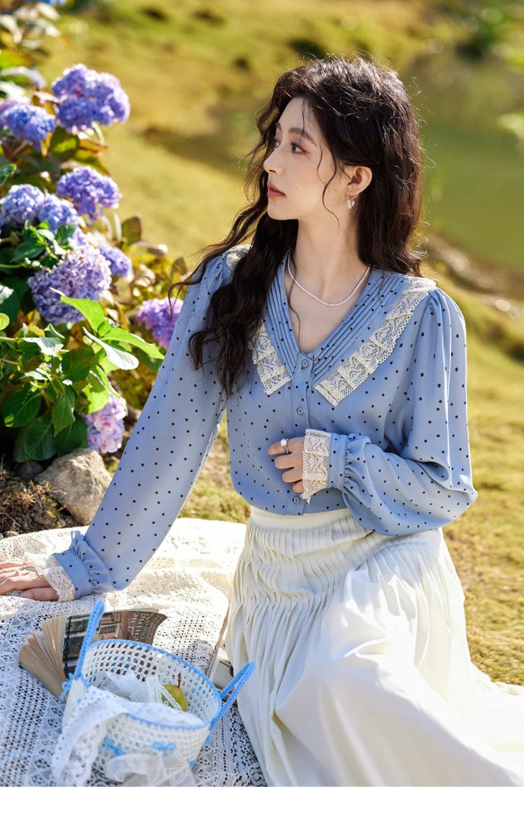 MISHOW Lace Patchwork Polka Dot Shirt for Women Spring 2025 French V-neck Shirt Cuff Splic with Hollowed Out Lace Top MXE12X1707