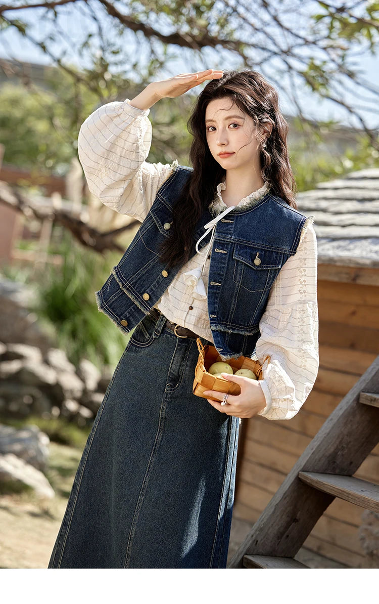 MiSHOW French Striped Blouses Women Spring New 2025 Long Sleeve Lace Collar Shirts Female Fashion Solid Chiffon Tops MXE12C0387