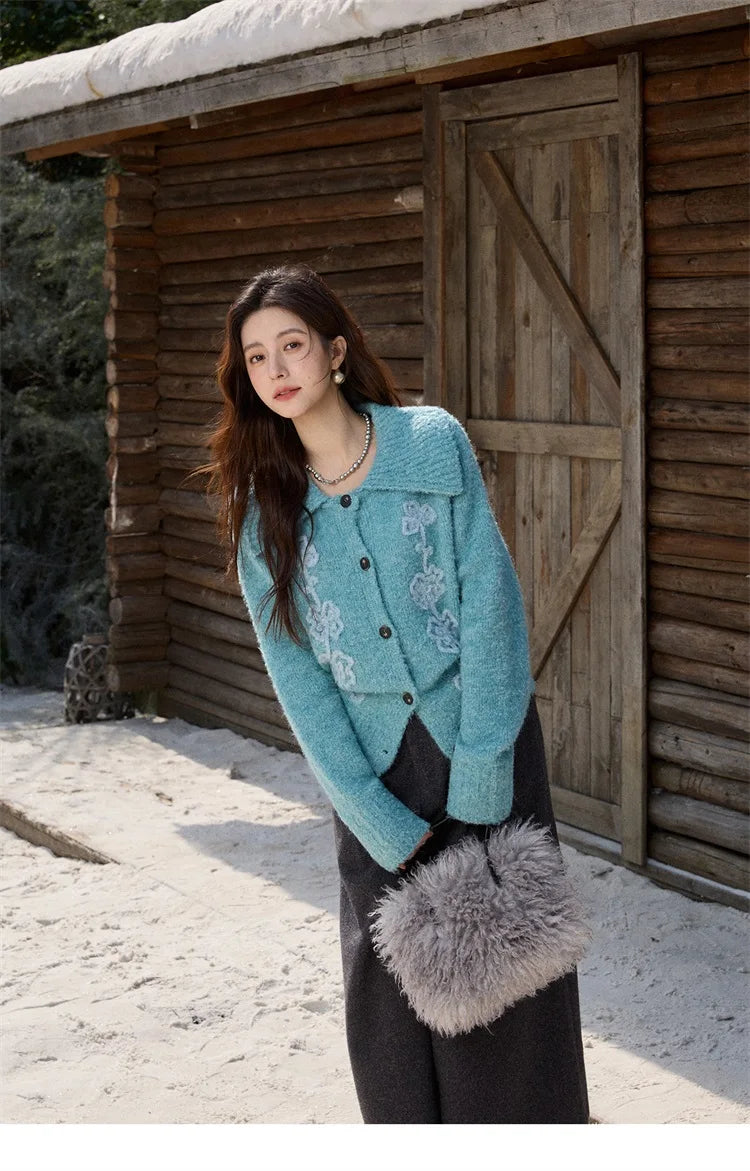 MISHOW Retro Three-dimensional Floral Jacquard Sweater for Women 2025 Autumn Winter Lapel Thickened Knitted Cardigan MXE87Z2684