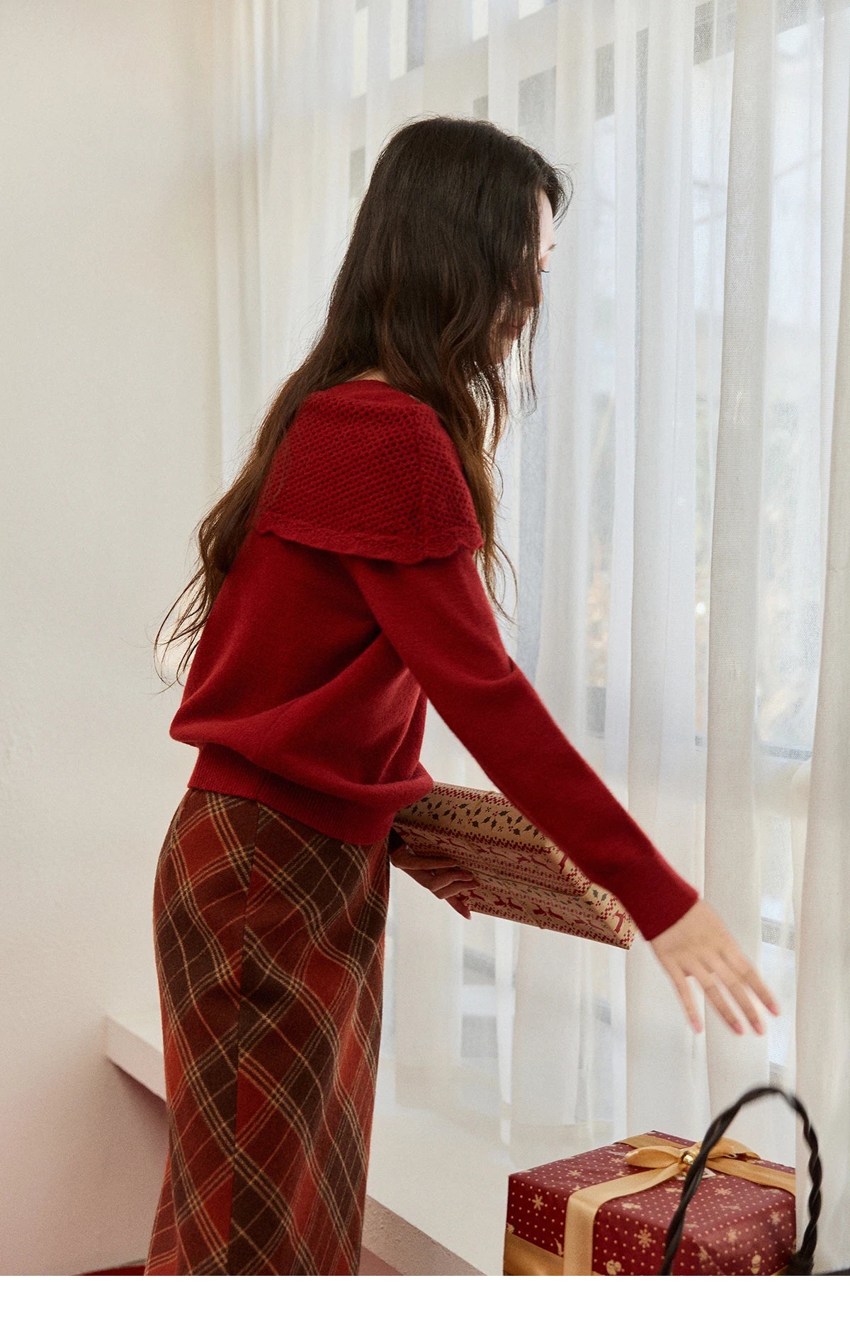 MISHOW New Year Christmas Women's Red Sweater 2025 Autumn Winter Soft Elegant Sweaters 3D Flower Alpaca Knitted Tops MXE94Z2889