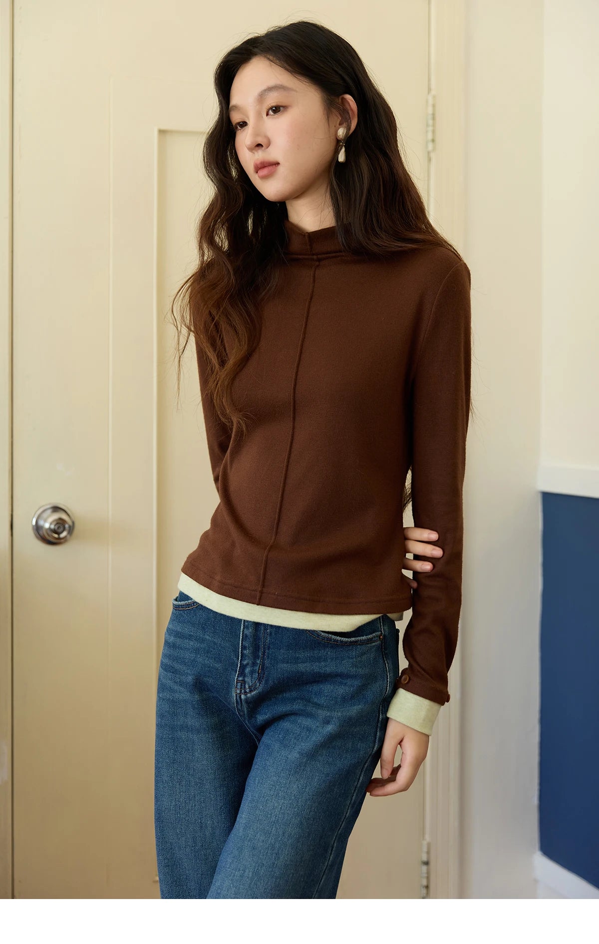 MISHOW Knitted Tops for Women 2025 Autumn New Apricot Stand Collar Long Sleeves Slim Fit with Detachable Cuffs Tops  MXE49Z2532