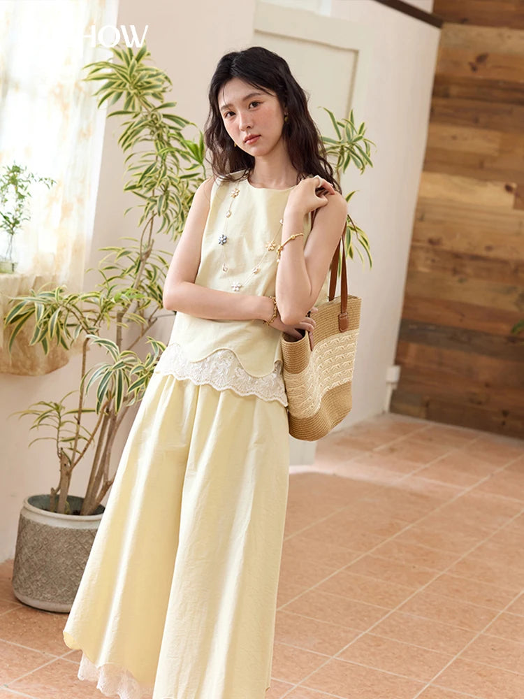 MISHOW Set 2 Piece 2025 Summer Women's O-Neck Lace Patchwork Sleeveless Top Elastic Waist Midi Skirt Elegnat Set MXE36T0641