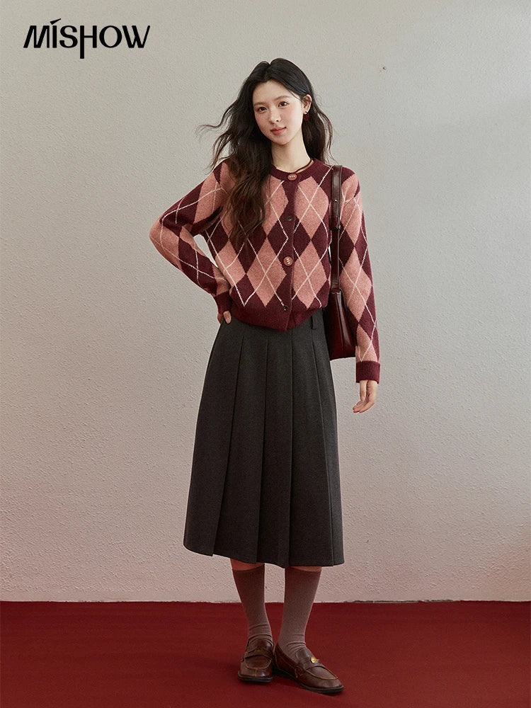 MISHOW Christmas Retro Diamond Grid Sweater Cardigan for Women 2025 Winter O-neck Contrasting Thick Knitted Sweaters MXE91Z2773