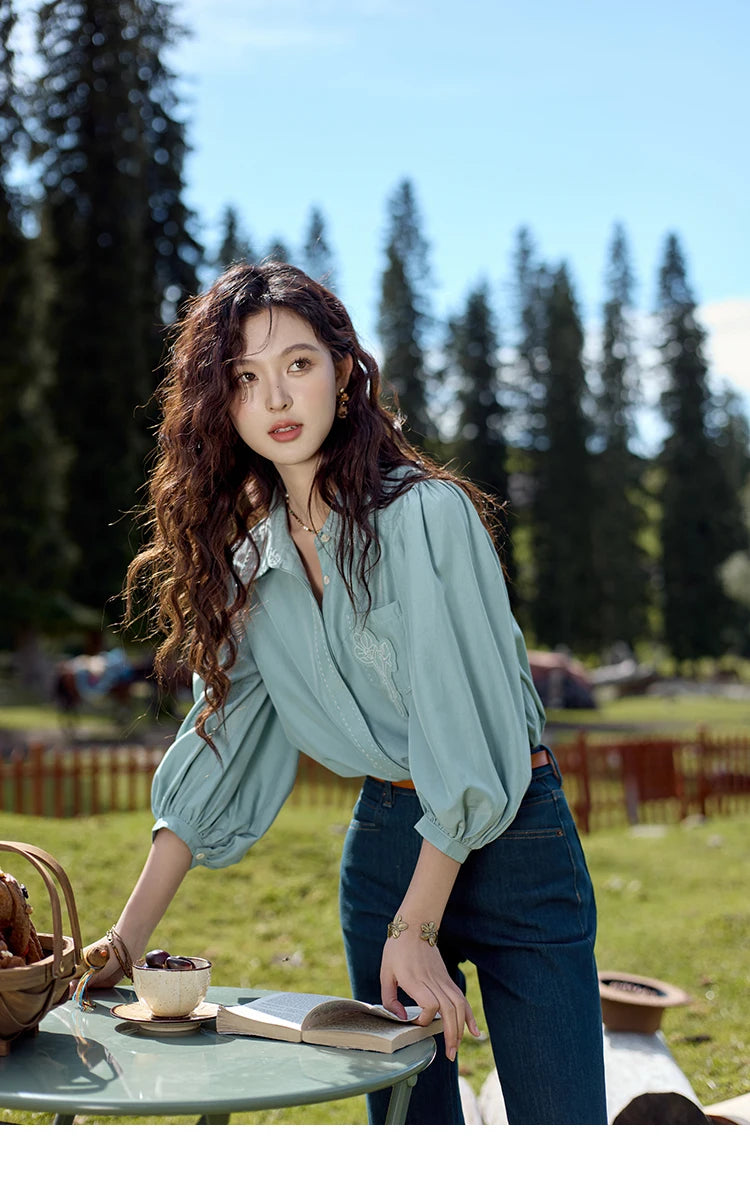 MISHOW Hong Kong Retro Solid Long Sleeve Shirt 2024 Autumn Temperament Loose Tops Lantern Sleeve Embroidery Shirts MXD41C0287