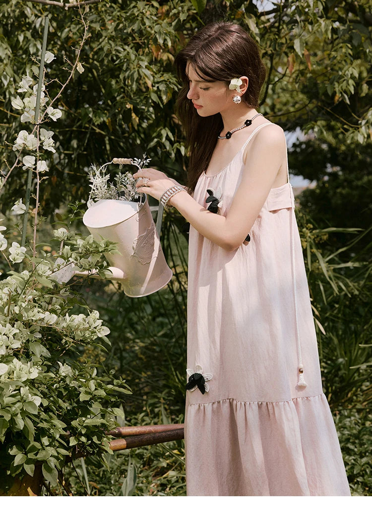 MISHOW Holiday Long Camisole Dress Women Summer 2025 Sleeveless Flower Pleated High Waist Dresses Woman New Fashion MXE31L2191