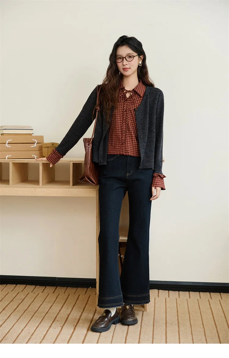 MISHOW Women's Fake Two Knitted Sweaters 2025 Autumn Plaid Splicing Embroidered Tops Retro Lapel Flare Sleeve Tops MXE45Z1401