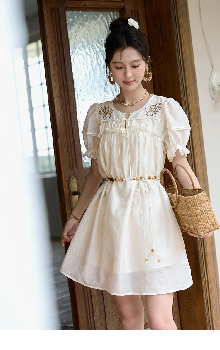 MISHOW Vacation Retro Sweet Dress for Women 2025 Summer Jacquard Embroidered Bubble Sleeve Dresses with Bohemian Belt MXD30L1864