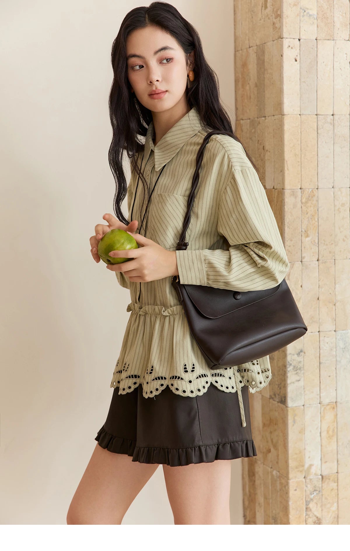 MISHOW Green Striped Shirt for Women 2025 Autumn New Fashion Design Embroidery Loose Casual Tops Commuting Shirt  MXE49C2414