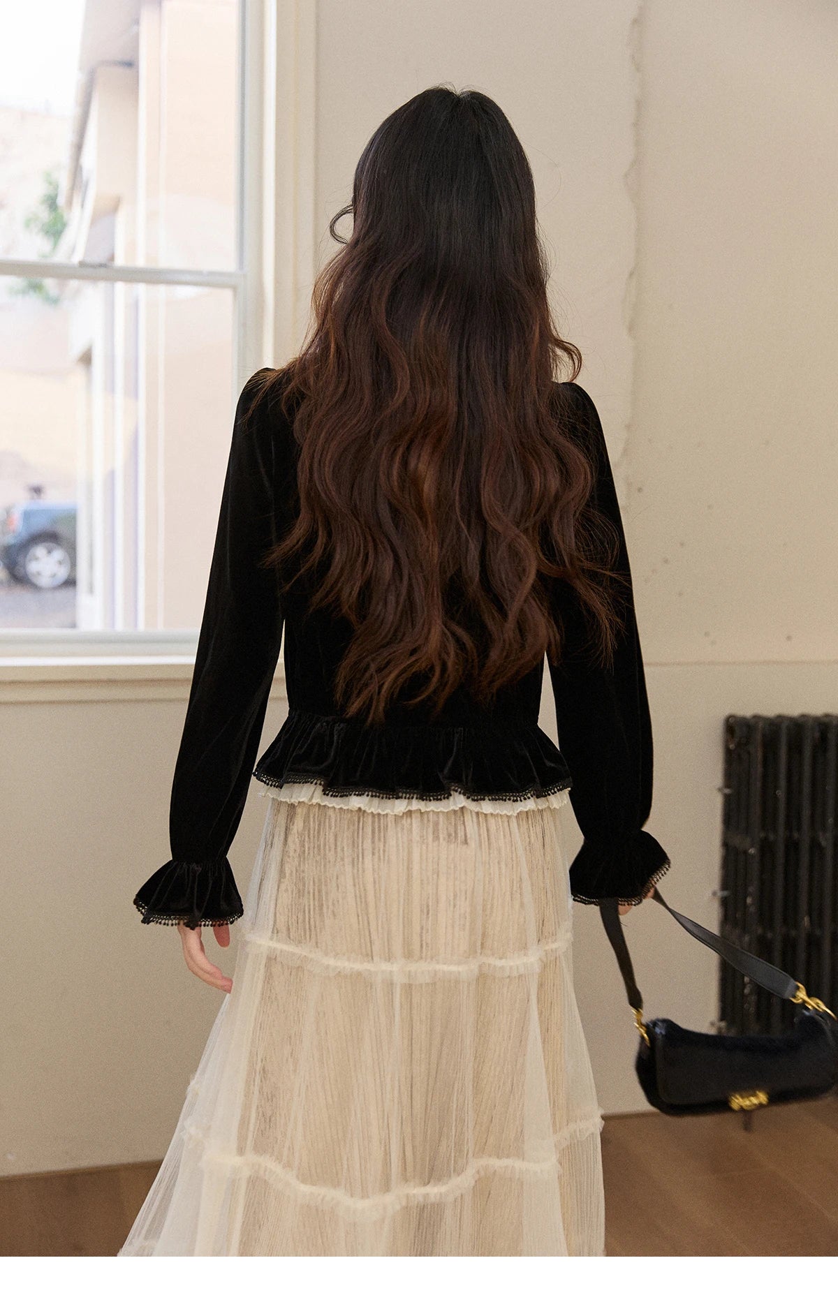 MISHOW Women's Black Velvet Shirts 2025 Winter Retro Splicing Lace Tops Ruffle Hem Pearl Button Puff Sleeve Shirt MXE94X2516