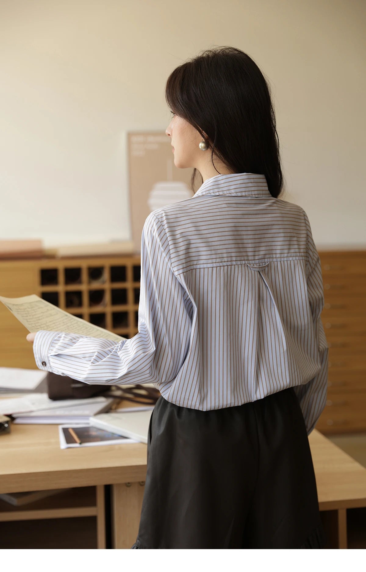 MISHOW Women's Striped Asymmetric Shirt 2025 Autumn New Arrival Vintage Loose Long Sleeve Tops Commuter Woman Clothes MXE42C2375