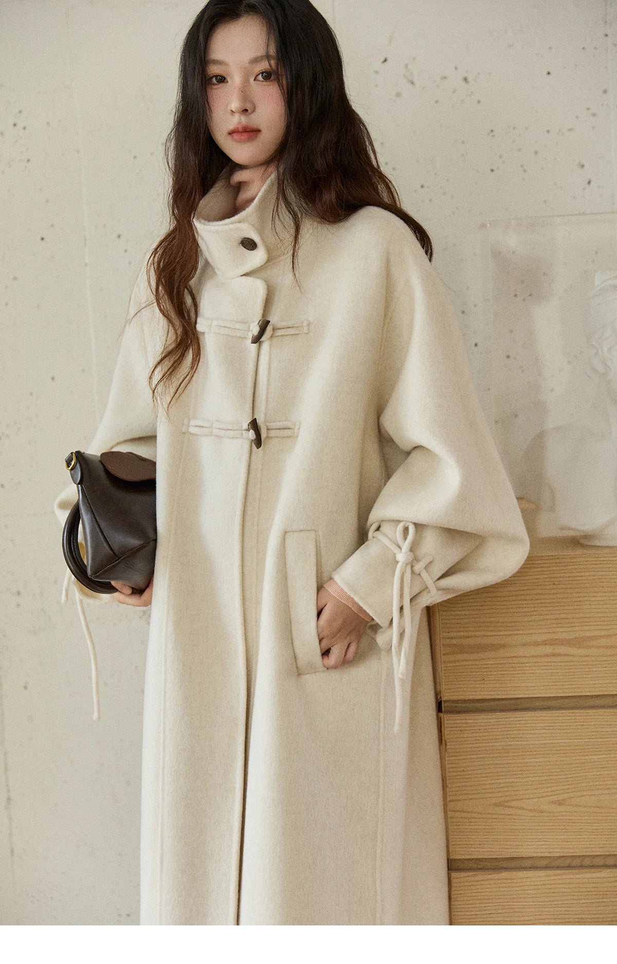 MISHOW Women's Long Coats 2025 Winter Yellow Double-faced 100% Wool Coat Windproof Lantern Sleeve Turtleneck Coat MXE51W0902