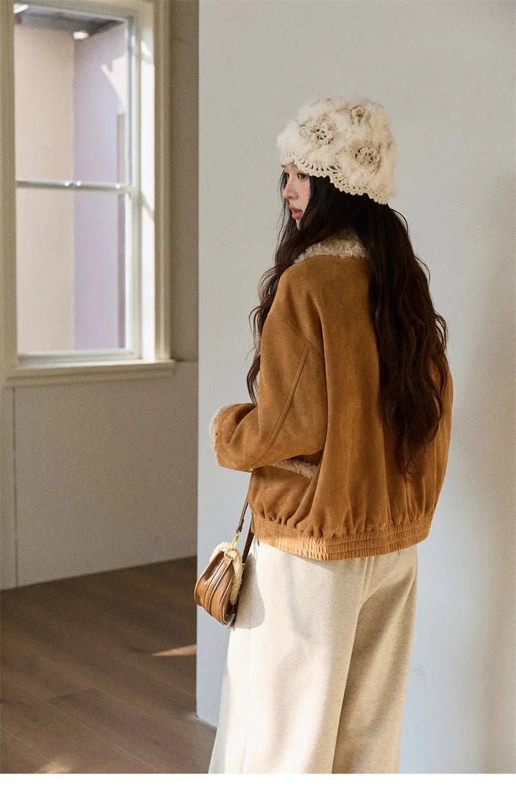 MISHOW Woman Short Jacket 2025 Winter Retro Brown Suede Patchwork Fur Coat Loose Faux Lambswool Turn Down Collar Coat MXE89W0895