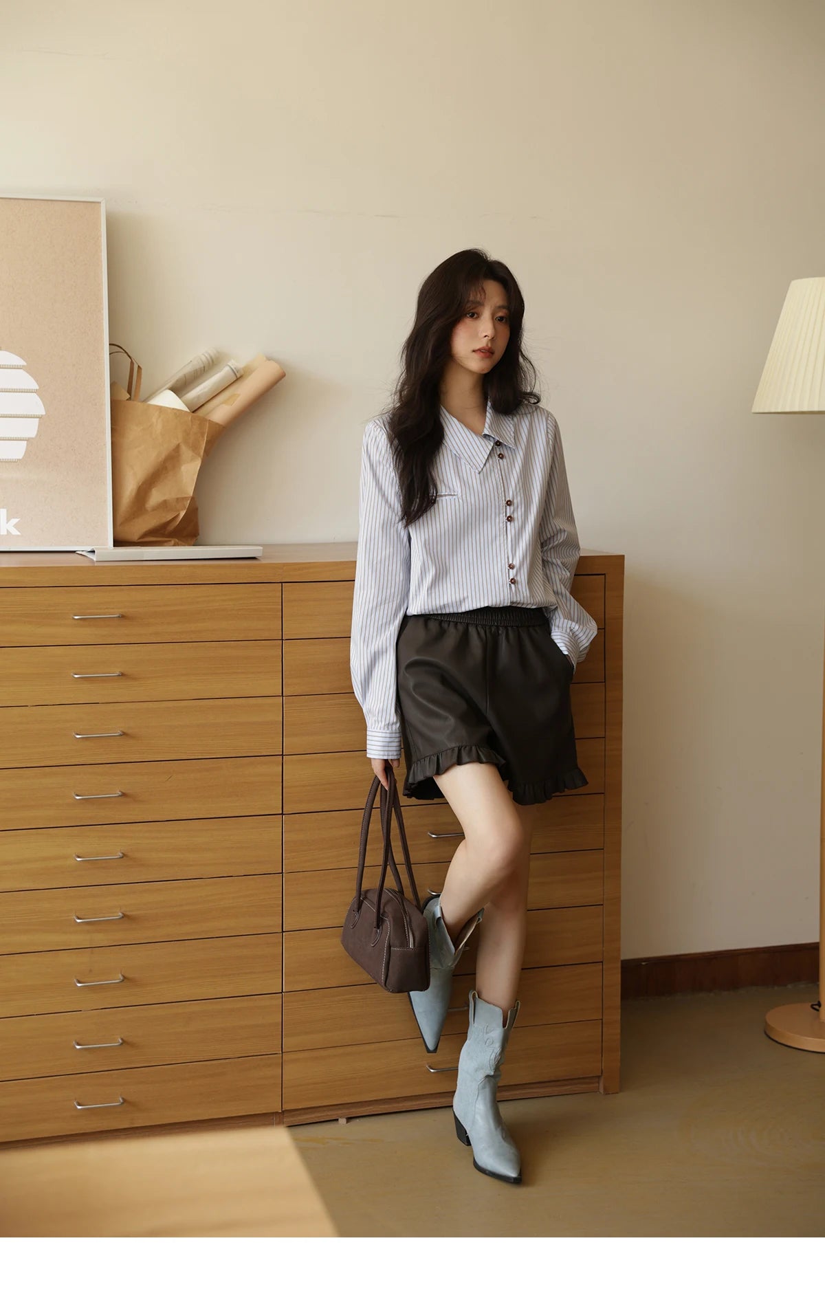 MISHOW Women's Striped Asymmetric Shirt 2025 Autumn New Arrival Vintage Loose Long Sleeve Tops Commuter Woman Clothes MXE42C2375