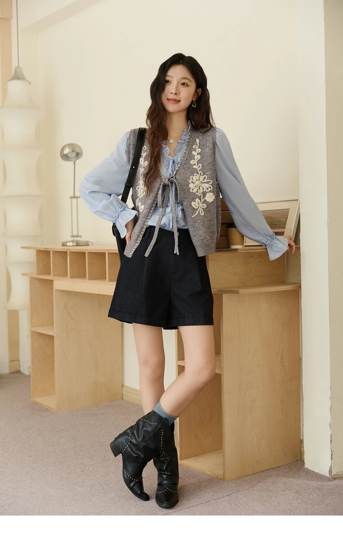 MISHOW Women's Knitted Vests 2025 Autumn Solid Embroidered Vest V-neck Tie Short Loose Outerwear Versatile Knit Top MXE45Z1397