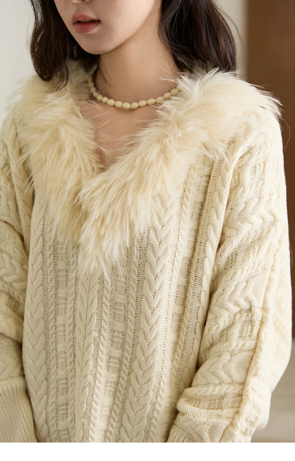 MISHOW Women's Batwing Sleeve KnittedSweater 2025 Winter Faux Fur Collar Cable Knit Puff Sleeve Warm Pullover Tops MXE94Z2985