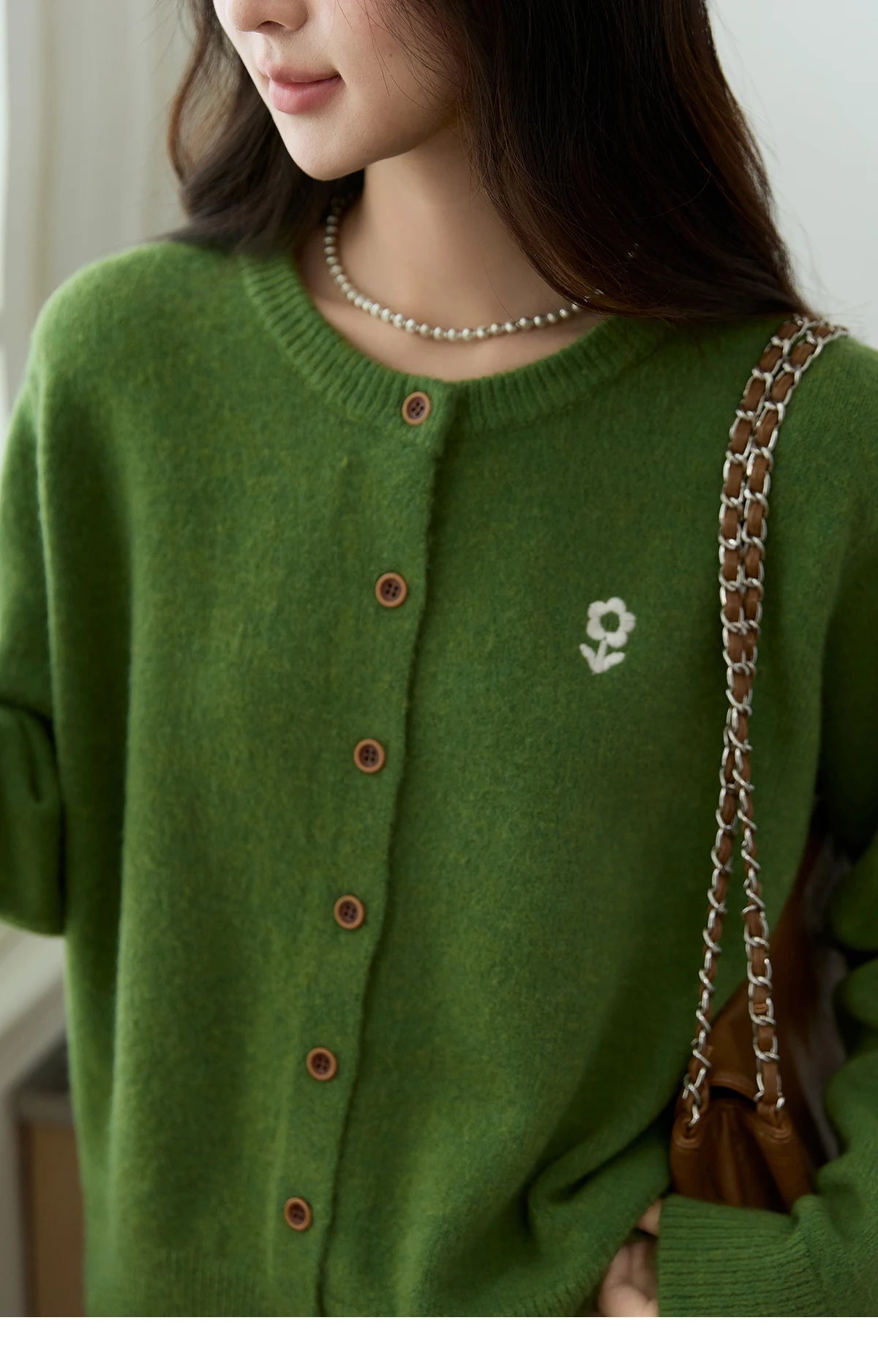 MISHOW Retro Flower Embroidery Cardigan for Women 2025 Round Neck Single Breasted Buckle Loose Knit Autumn Cardigan MXE46Z2588