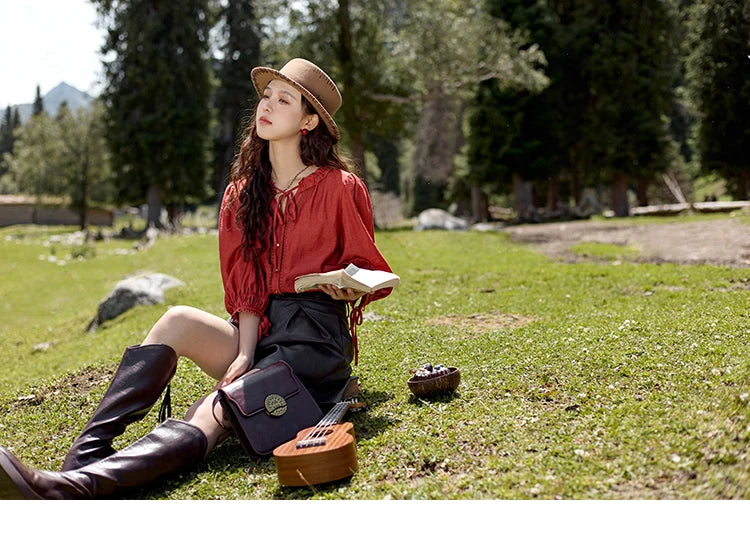 MISHOW French Retro Lace Collar Shirt for Women 2024 Autumn Bow Tie Top Lantern Sleeves Seven Quarter Sleeves Shirt MXD41X1621