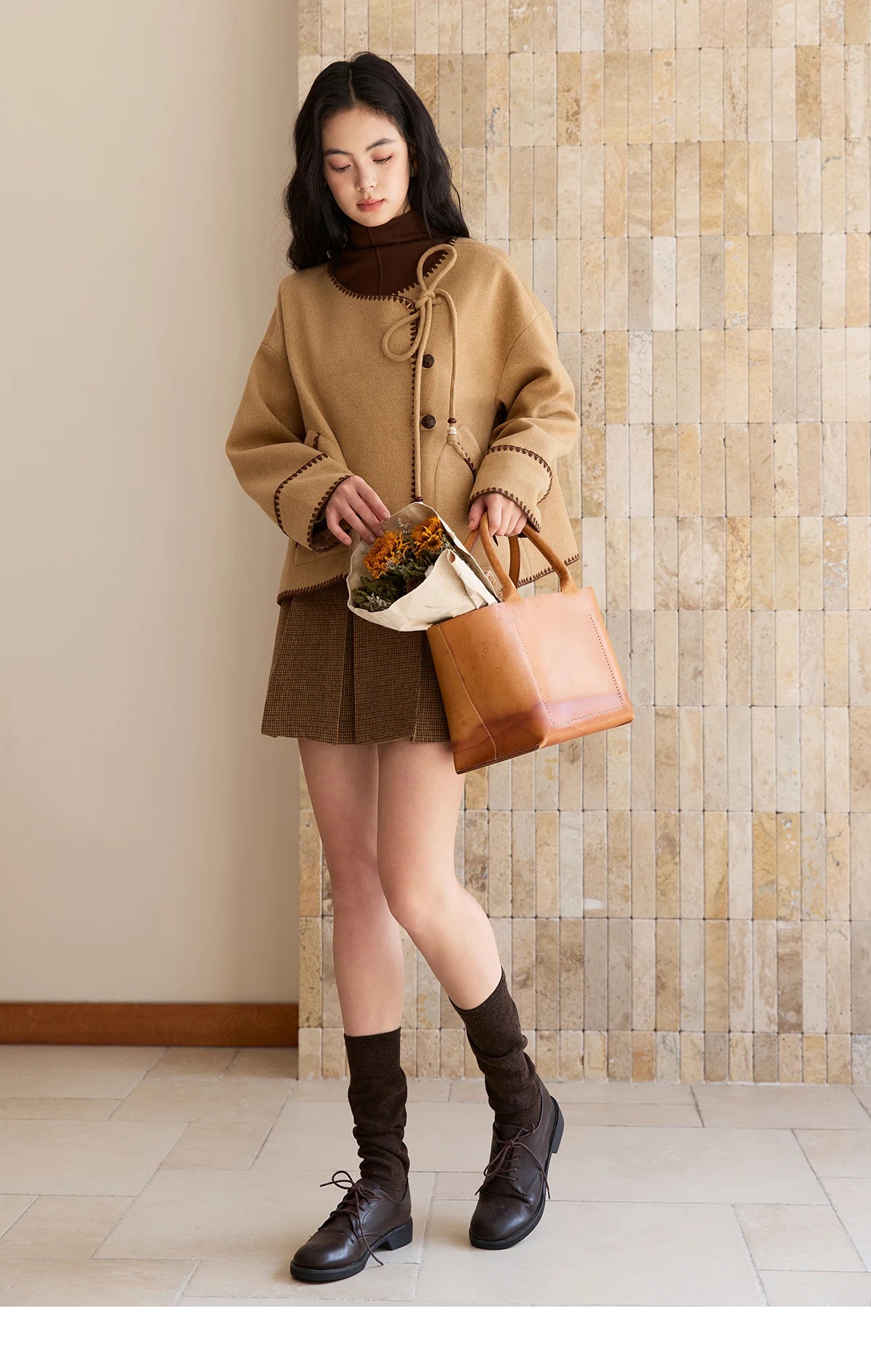 MISHOW Coat for Women 2025 Autumn Winter Khaki Asymmetrical Design Shell Flower Embroidery Lace-up Short Casual Coat MXE49W0854