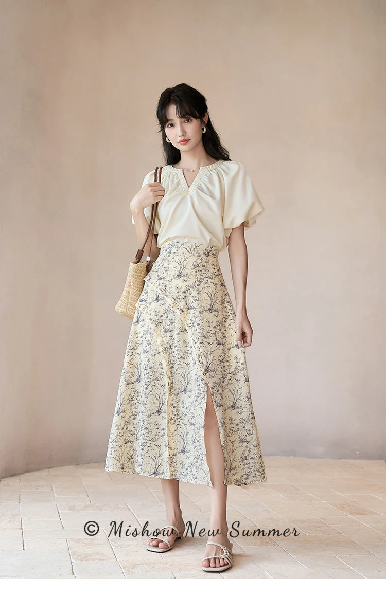 MISHOW Retro Floral Midi Skirt for Women Summer 2023 Side Split High Waist A-line Elegant Elastic Waist Long Skirts MXC37B0044