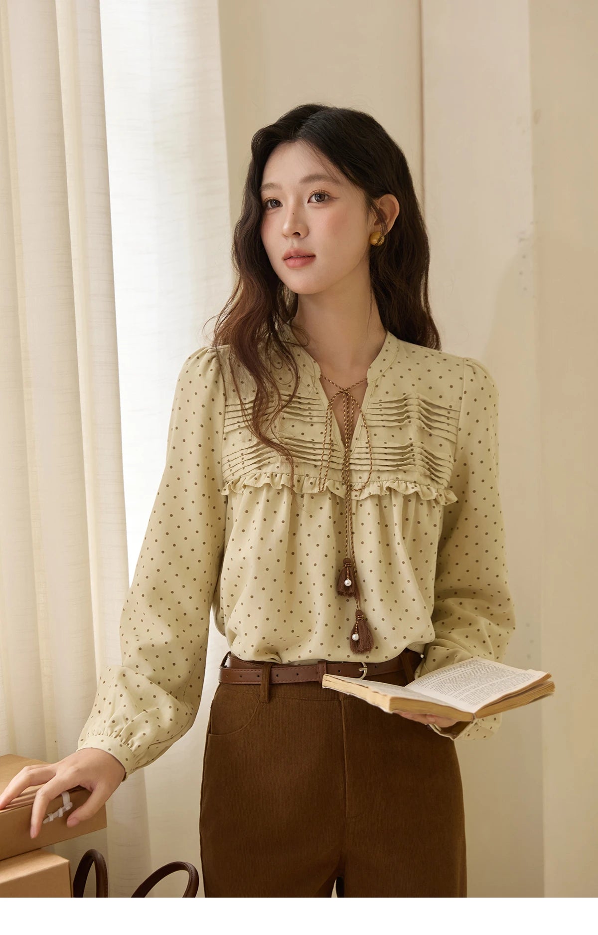 MISHOW Women's Polka Dot Ruffled Shirt 2025 Autumn Vintage Tie Tassel Round Neck Long-Sleeve Top Loose Casual Blouse MXE45X2477