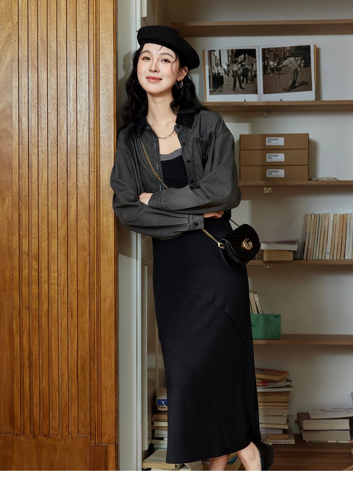 MISHOW Casual Short Denim Jacket 2024 Autumn Casual Single Breasted Tops Splicing Corduroy Lapel Contrasting Coats MXD42W0398