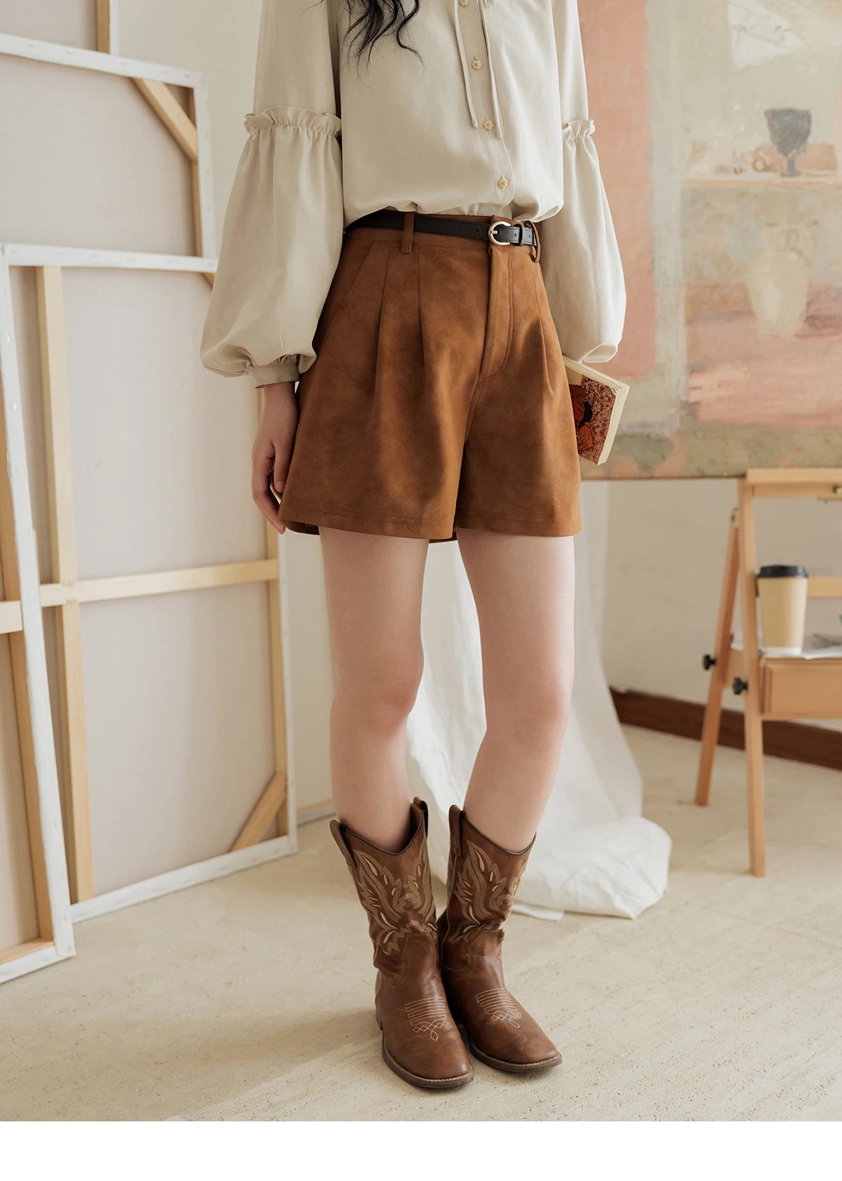 MISHOW Suede Shorts for Women Autumn 2024 High Waist A-line Slim Wide Leg Short Pants Solid Pleats Pants Side Pockets MXD44K0753