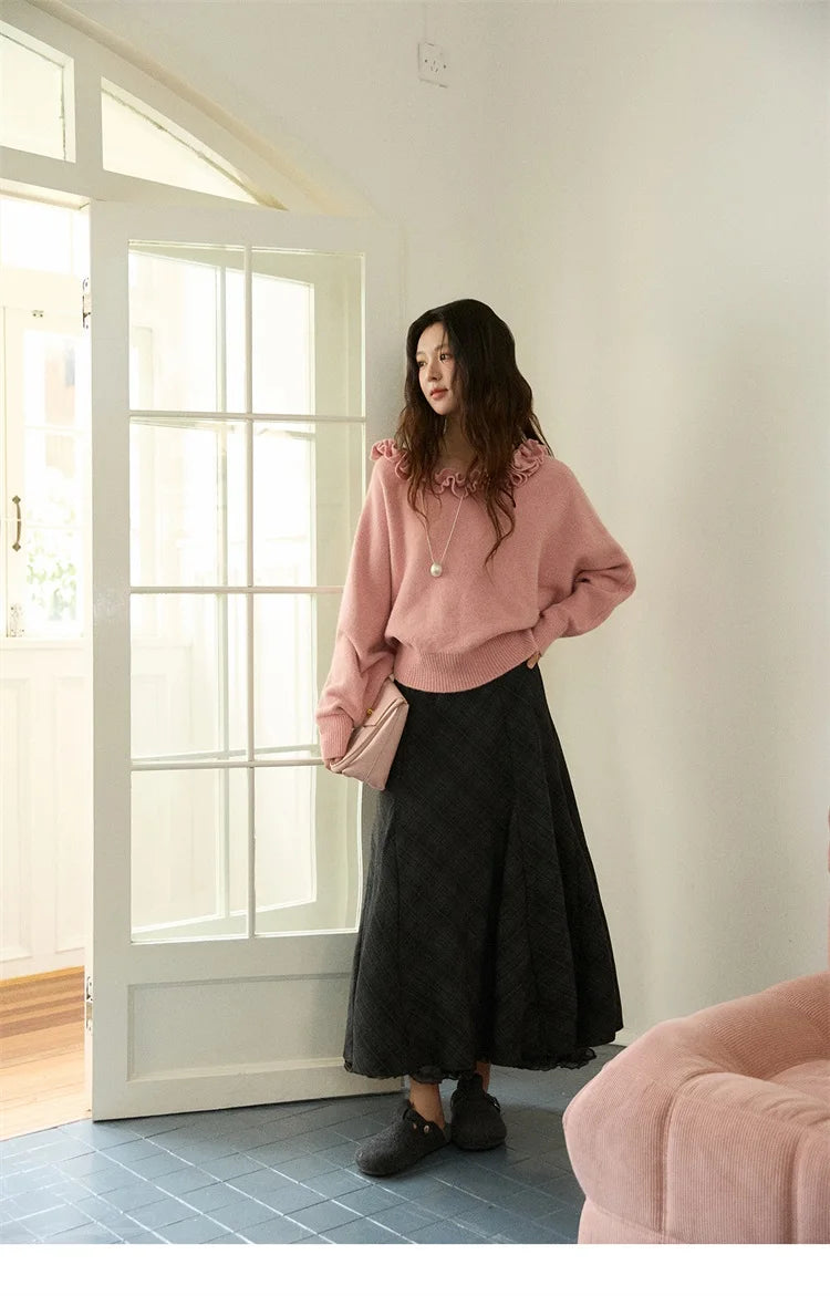 MISHOW Pullovers Women 2025 French Style Orange Lotus Edge Crew Neck Lantern Sleeves Top Slim Luxury Women's Sweaters MXE86Z2726