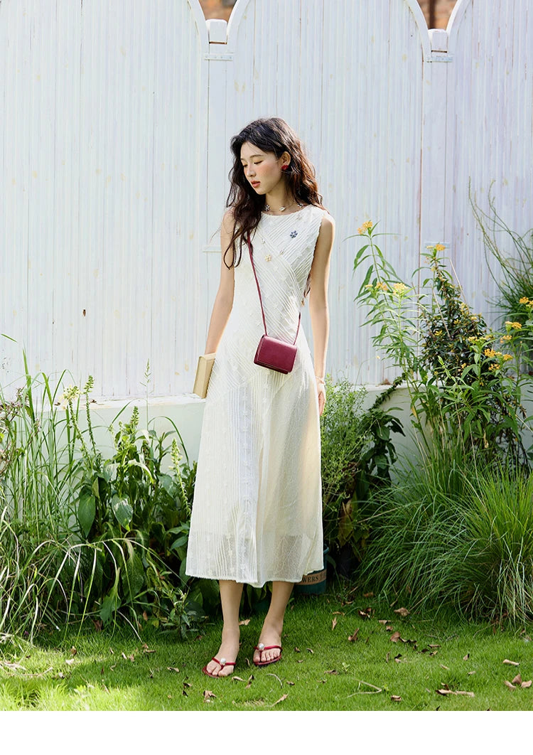 MISHOW Asymmetric Lace Fishtail Dress 2025 Summer Flower Embroidery Sleeveless Elegant Dress Round Neck Long Dresses MXE35L2301