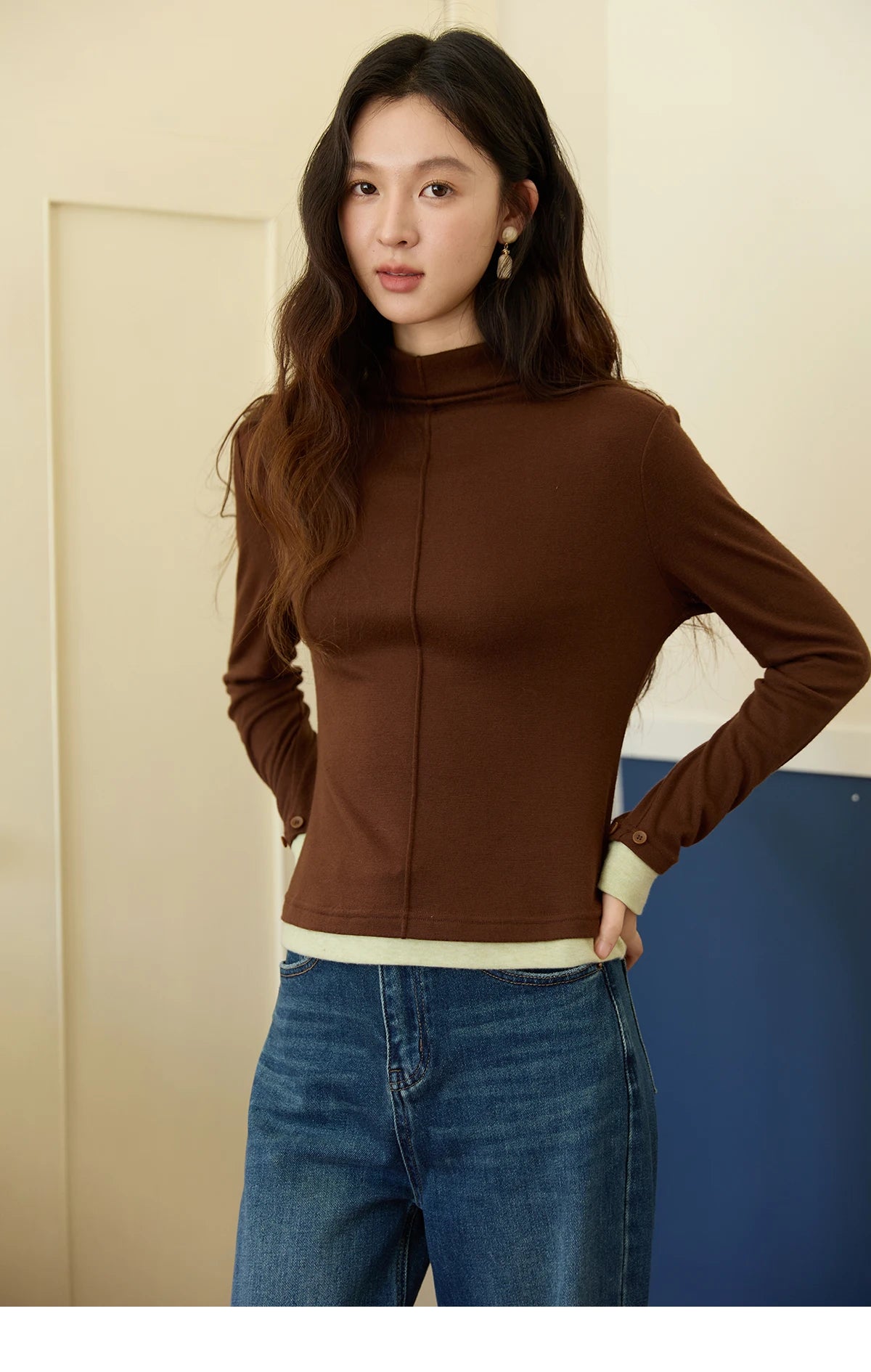 MISHOW Knitted Tops for Women 2025 Autumn New Apricot Stand Collar Long Sleeves Slim Fit with Detachable Cuffs Tops  MXE49Z2532
