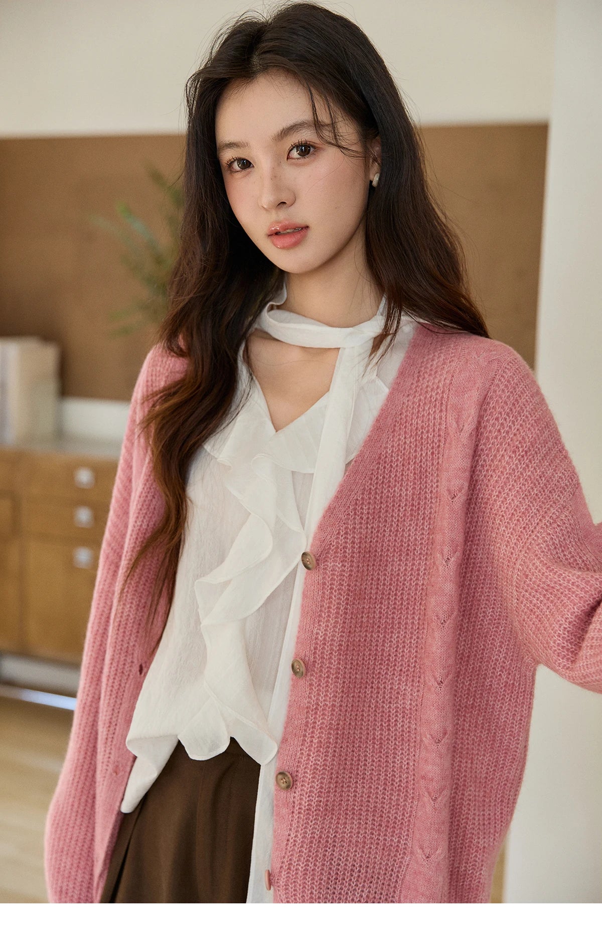 MISHOW Women's Dusty Pink Knitted Cardigan 2026 Spring V-Neck Single Breasted Tops Loose Casual Long Sleeve Outerwear MXF11Z2898