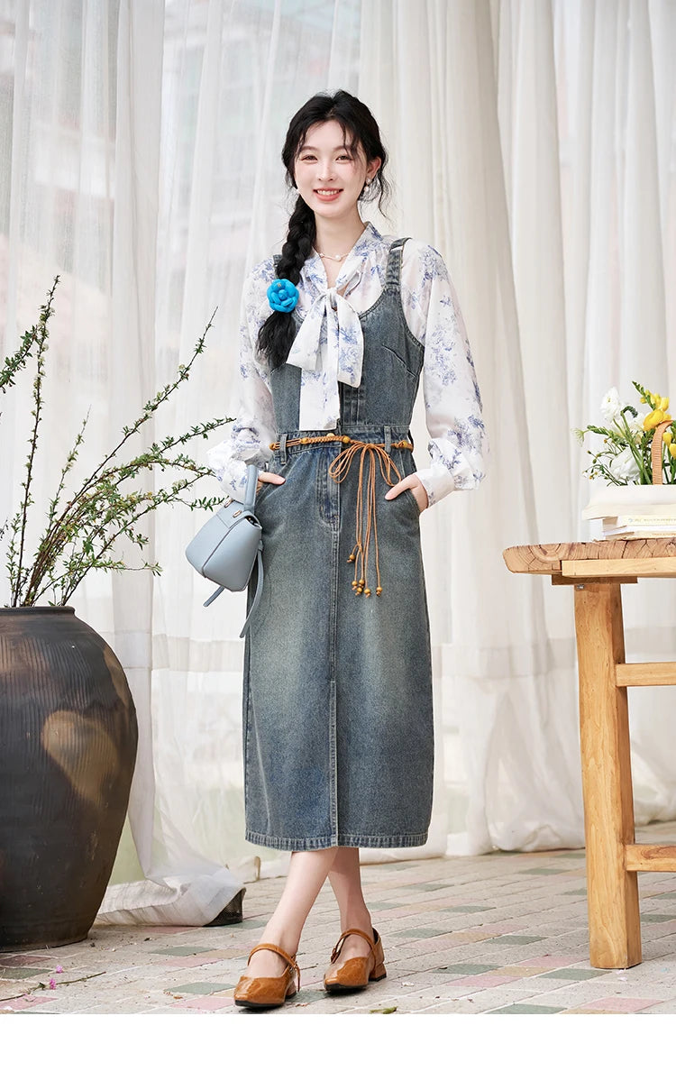 MISHOW Retro Denim Strap Dress for Women Spring Summer 2025 Symmetrical Diagonal Pockets Front Hem Slit Midi Dresses MXD14L1817