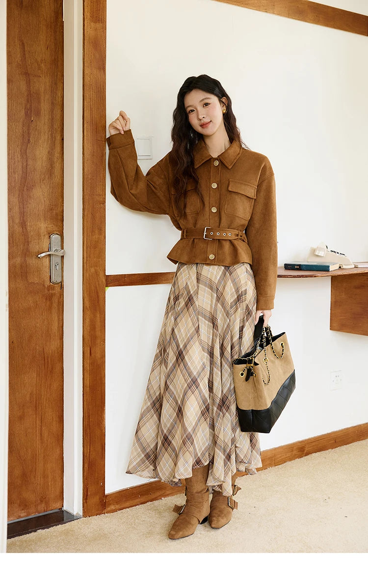 MISHOW Short Jacket for Women 2025 Autumn New Brown Lapel Metal Button Decorated Jacket Windproof Commuter Outerwear MXE46W0864